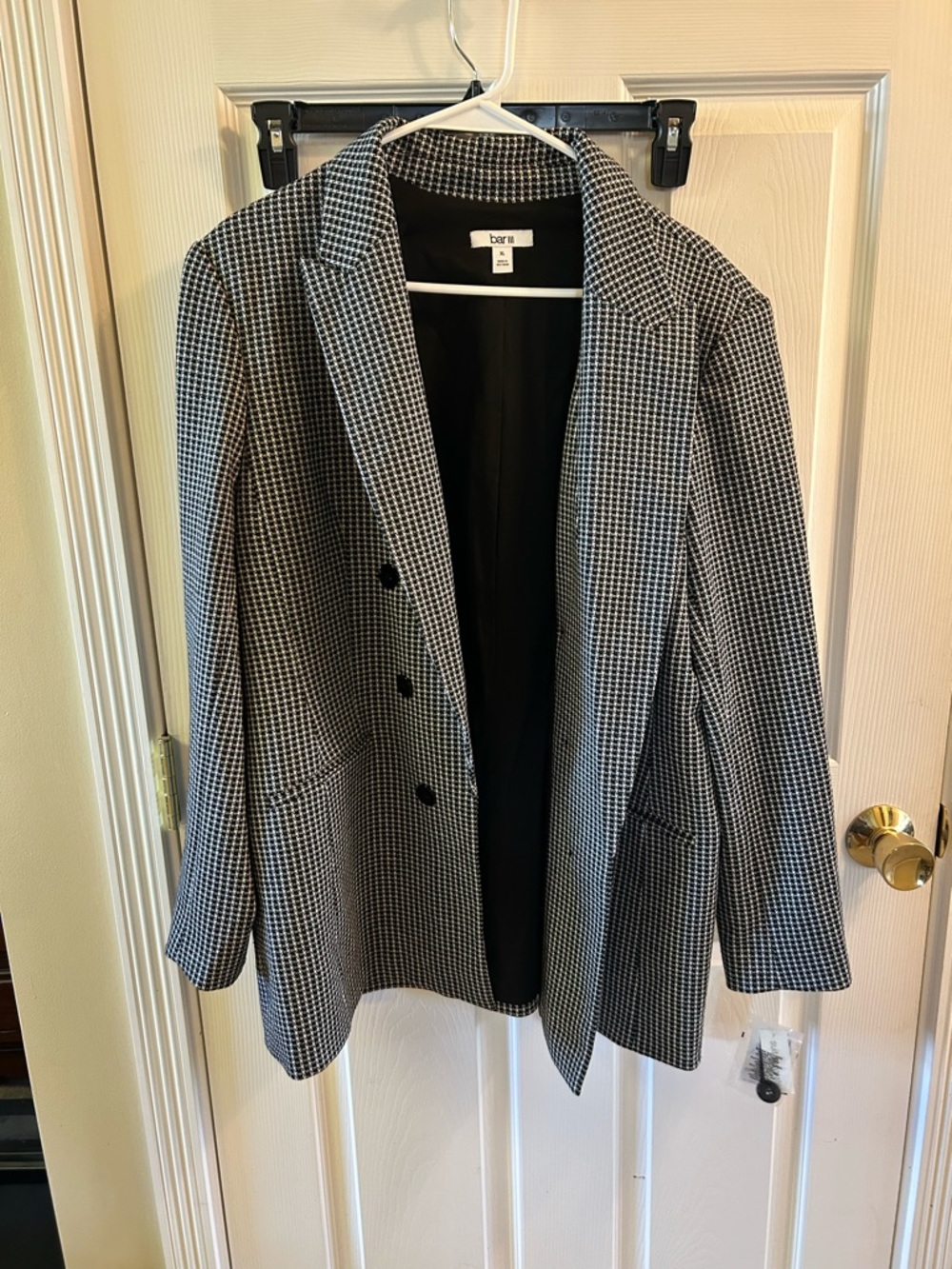 Bar III Black & White Blazer